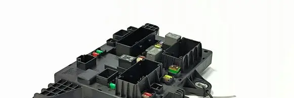 Opel Astra J Relay mounting block 365927271