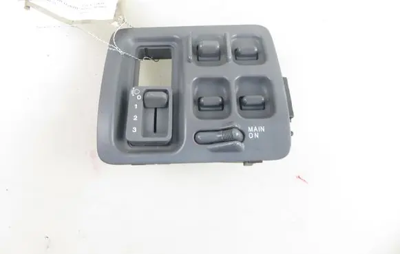 Honda CR-V Electric window control switch M17432
