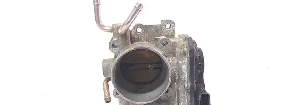 Toyota Avensis T250 Throttle valve 22030-28050