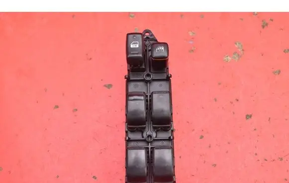 Toyota Avensis Verso Electric window control switch 8404044030