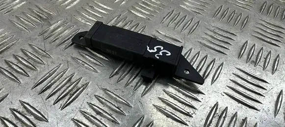 Mercedes-Benz SL R230 Keyless system antenna A2308200275