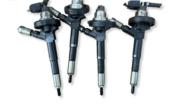 Opel Meriva B Fuel injectors set 55567729 10P19114