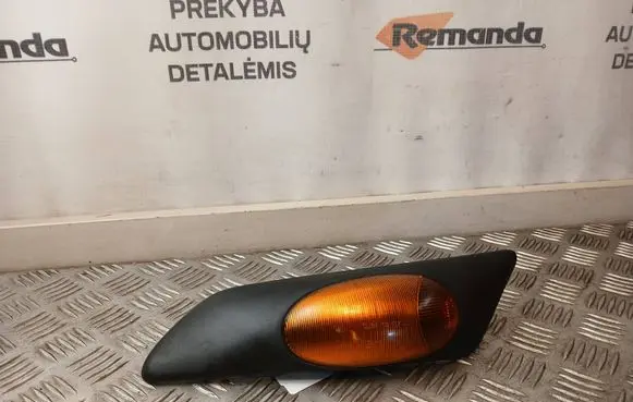 Iveco Daily 35 - 40.10 Front fender indicator light 500322578