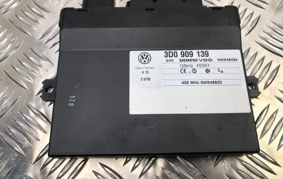 Volkswagen Touareg I Comfort/convenience module 3D0909139