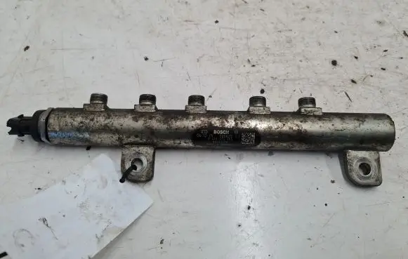 Opel Vectra C Fuel main line pipe 0445214095