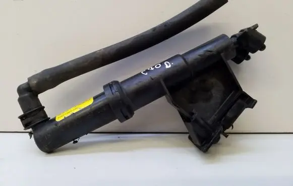 Volvo C70 Headlight washer spray nozzle 1307030347 30661085 1300390119