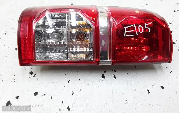 Toyota Hilux (AN10, AN20, AN30) Rear/tail lights