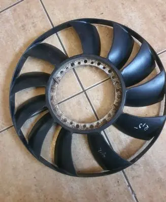 Audi A4 S4 B6 8E 8H Fan impeller 059121301A