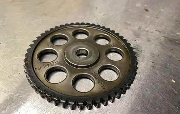 Volkswagen Caddy Timing chain sprocket 03F109571C