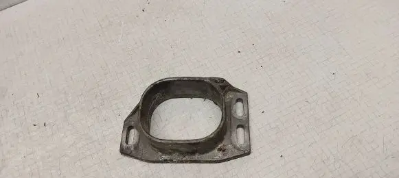 Audi A4 S4 B6 8E 8H Engine mounting bracket 8D0199335