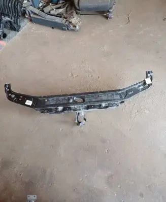 Renault Laguna II Top upper radiator support slam panel 417573Q