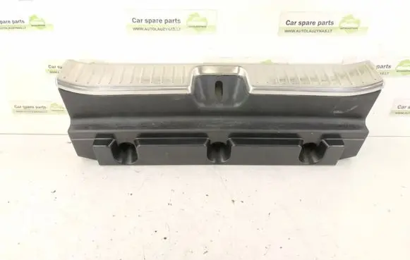 Mercedes-Benz CLS C218 X218 Tailgate/boot lid lock trim DALISID609 2186900027 2186901401