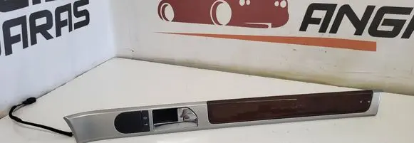 Volkswagen Touareg I Front door interior handle 7L6867439