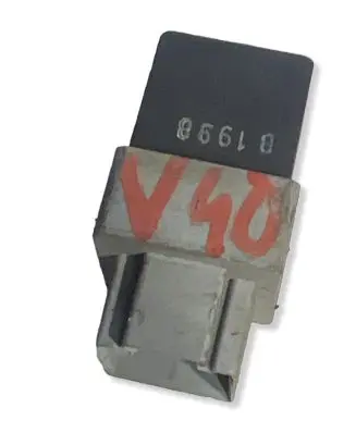 Volvo S40, V40 Other relay MB953394