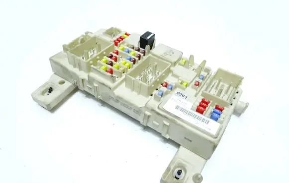 Ford Kuga I Fuse module 7M5T14A073JG S10S12