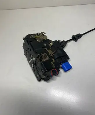 Skoda Fabia Mk1 (6Y) Front door lock