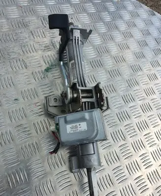 Jeep Cherokee Steering wheel axle 05057278AB
