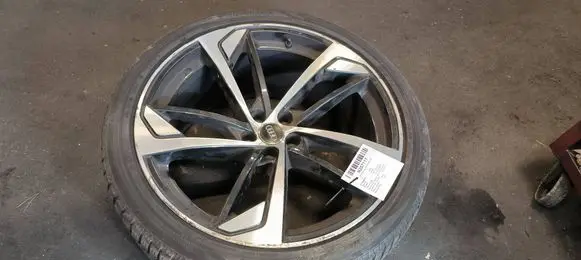 Audi Q7 4M R22 alloy rim 4M0601025CN
