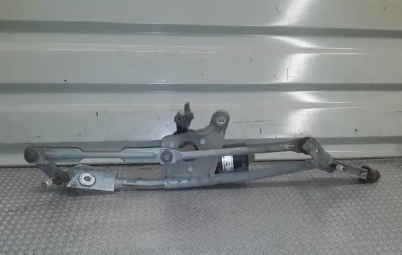 Volvo XC70 Front wiper linkage and motor 8648343 13464