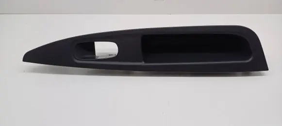 Nissan Qashqai Electric window control switch 829614EA0AX