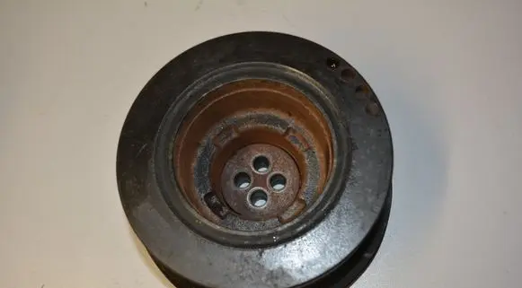 BMW 5 E39 Crankshaft pulley
