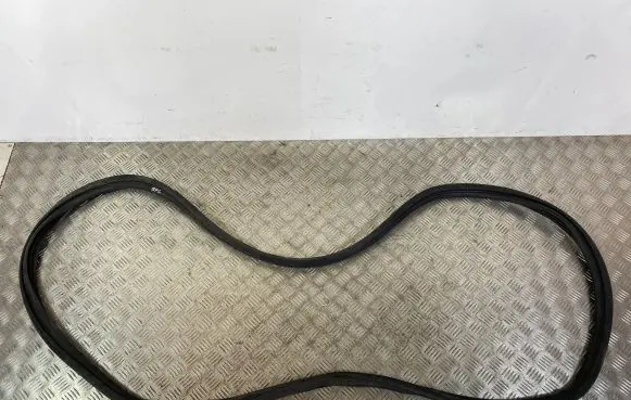 Dodge Durango Trunk rubber seal (body) 