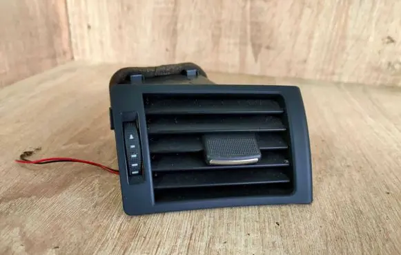 Audi A4 S4 B7 8E 8H Dashboard side air vent grill/cover trim