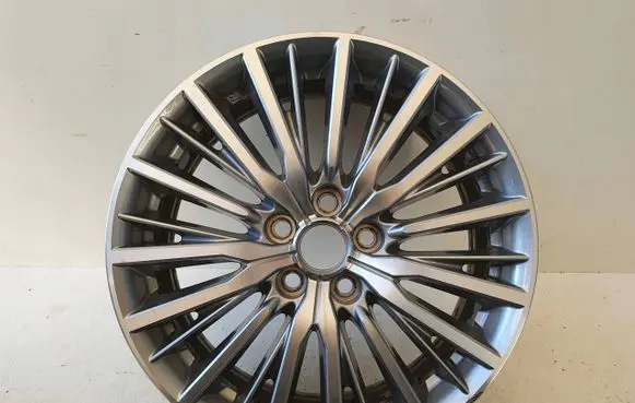 Mitsubishi Outlander R18 alloy rim 