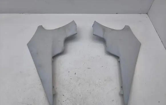 (D)pillar trim (top)
