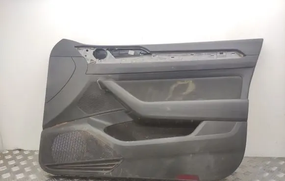 Volkswagen PASSAT B8 Front door card panel trim