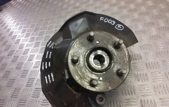Toyota C-HR I Front wheel hub