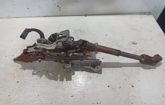 Volvo V70 Steering wheel axle P31387669 16111406283 H70G8