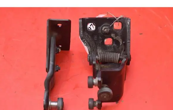 Hyundai H-1, Starex, Satellite Front door hinge set 