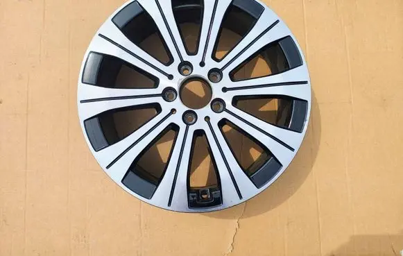 Mercedes-Benz EQA R18 alloy rim A2434010000