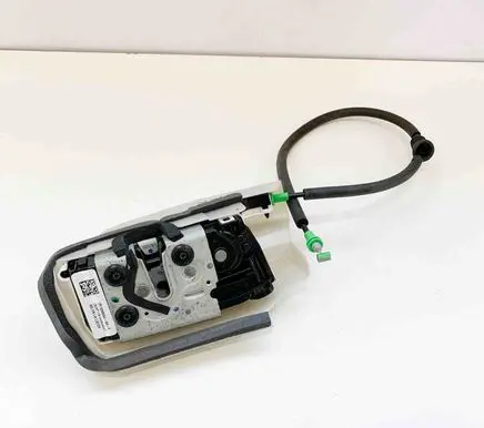 Tesla Model 3 Coupe door lock (next to the handle) 106896499F
