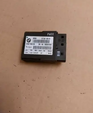 BMW 3 E92 E93 Seat heating relay 9216128 000641649 00401838D3