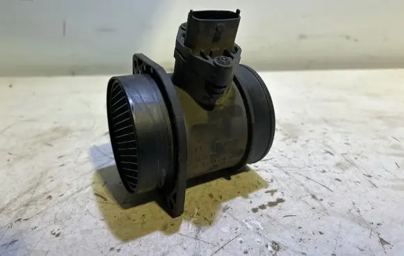 Volvo S60 Mass air flow meter 0280218088 8670115