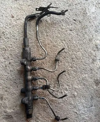 Mazda 6 Fuel main line pipe 02N02890