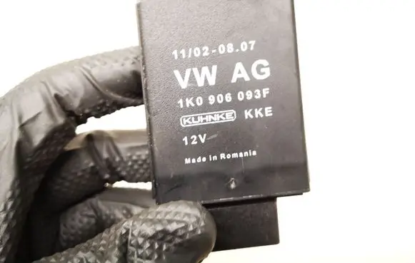 Skoda Octavia Mk2 (1Z) Other relay 1K0906093F