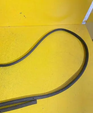 Ford Focus Front door rubber seal 