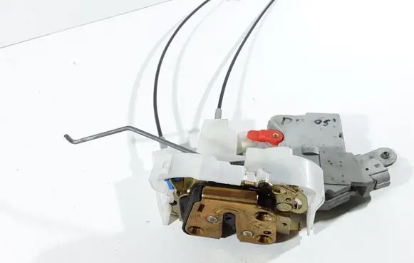 Subaru Forester SG Front door lock