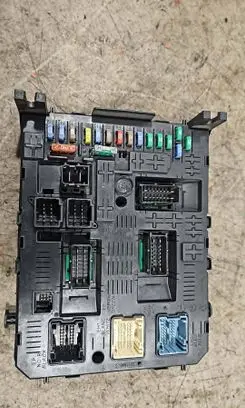 Peugeot 308 Comfort/convenience module 966405878002 281201906C 281192462C