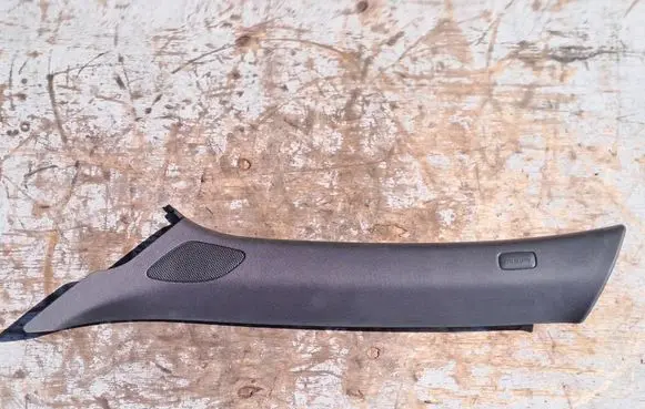 Audi A1 (A) pillar trim 8X0867233A