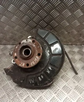 Volkswagen PASSAT B6 Front wheel hub