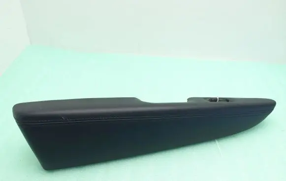 Jeep Grand Cherokee Rear door card panel trim 62662 632C524