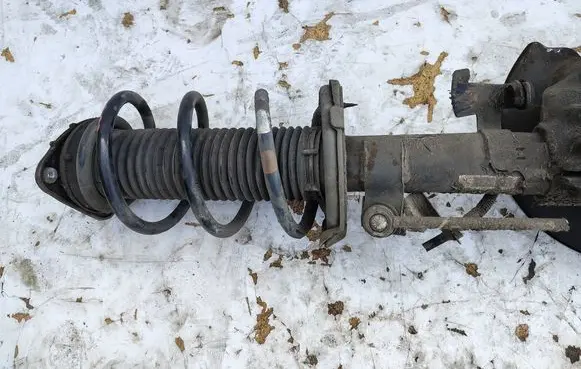 Volvo V40 Front shock absorber with coil spring 