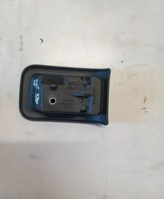 Engine bonnet (hood) release handle