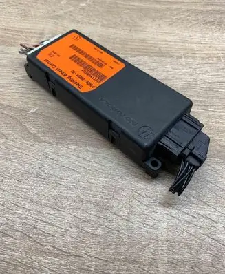 Toyota Corolla Verso AR10 Steering rack control module PZ4090029102