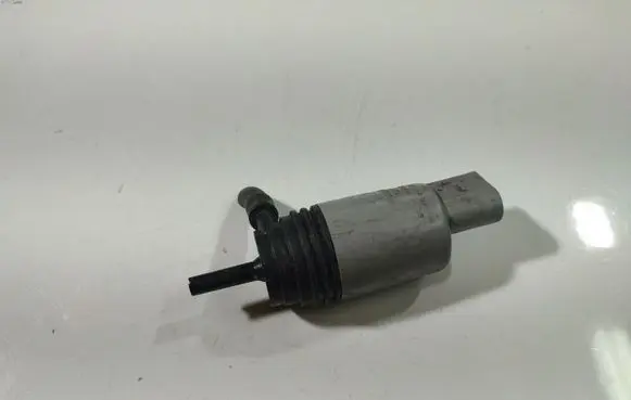 BMW 3 E90 E91 Windscreen/windshield washer pump 67126934159