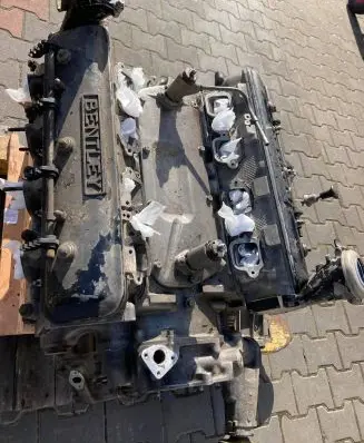 Bentley Mulsanne Engine ue42683